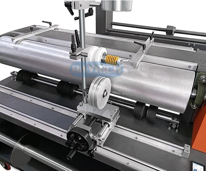 Vee guide welder